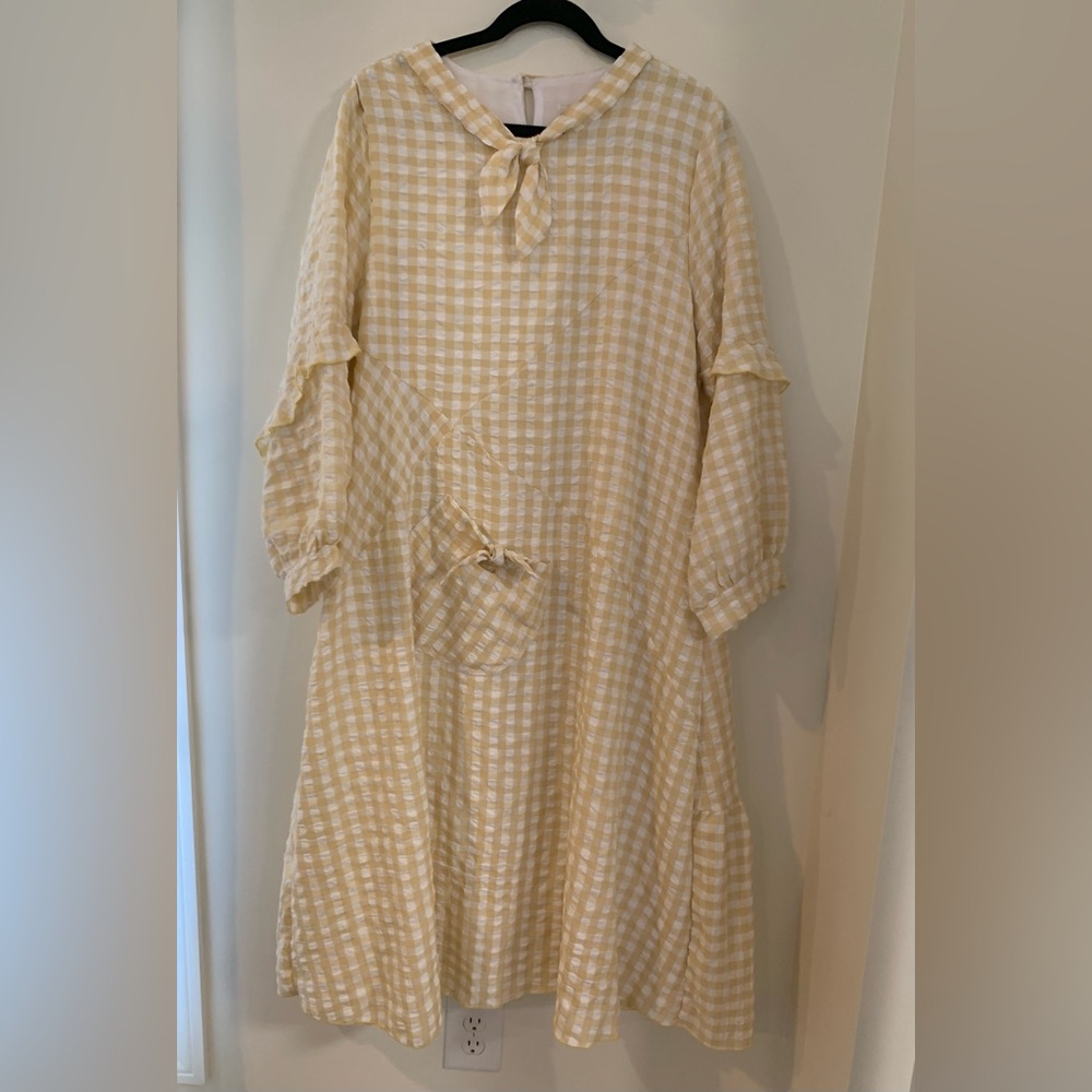 Zadie B’s cream checked dress 2x